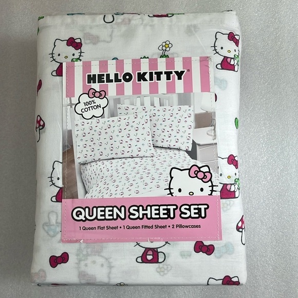 🆕 Hello Kitty Queen Sheet Set Cotton Bows Mushrooms Flowers Pink and White - Picture 2 of 3